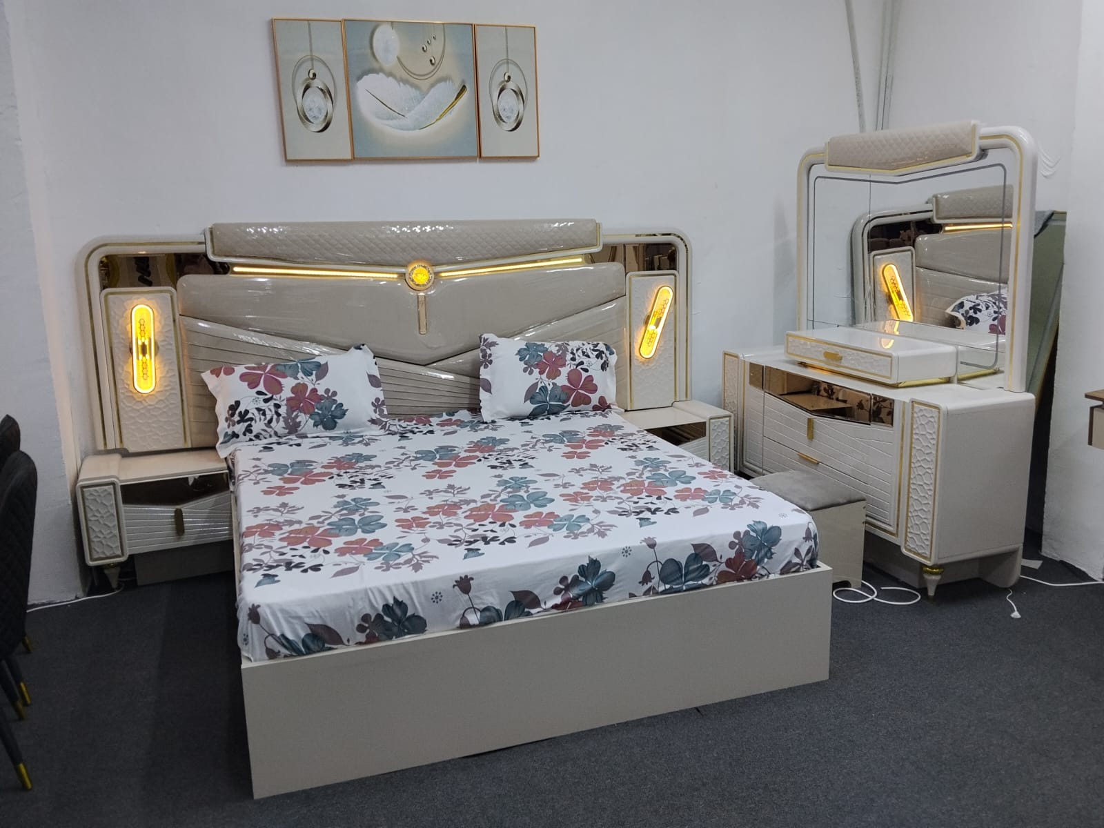 Classic MDF King Bed