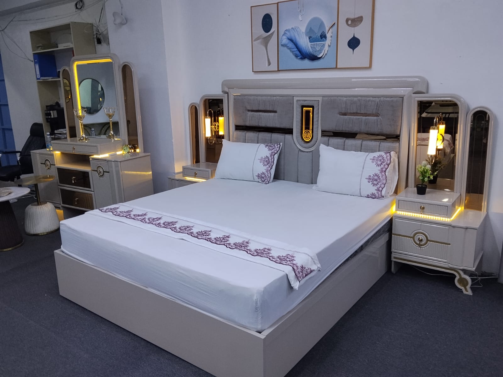 Classic MDF King Bed