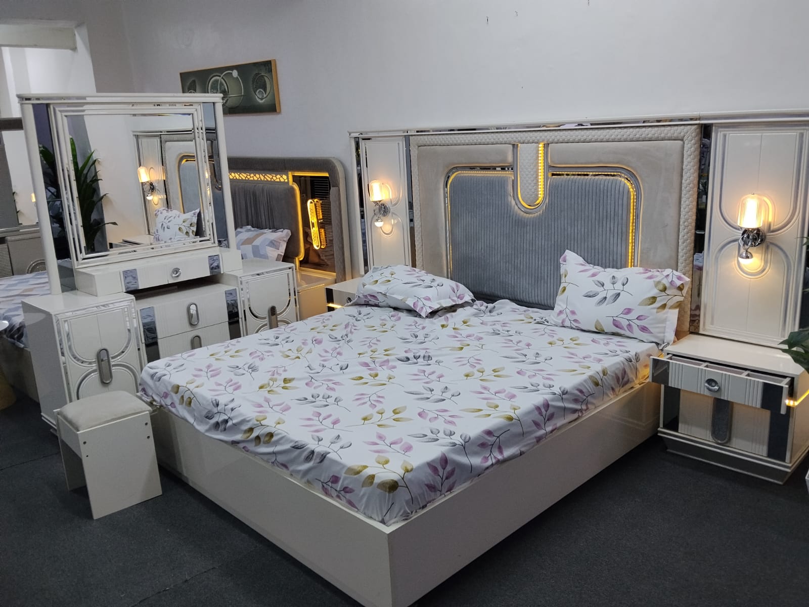 Classic MDF King Bed